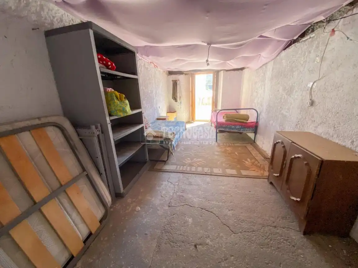 Country homes for sale in Nacimiento