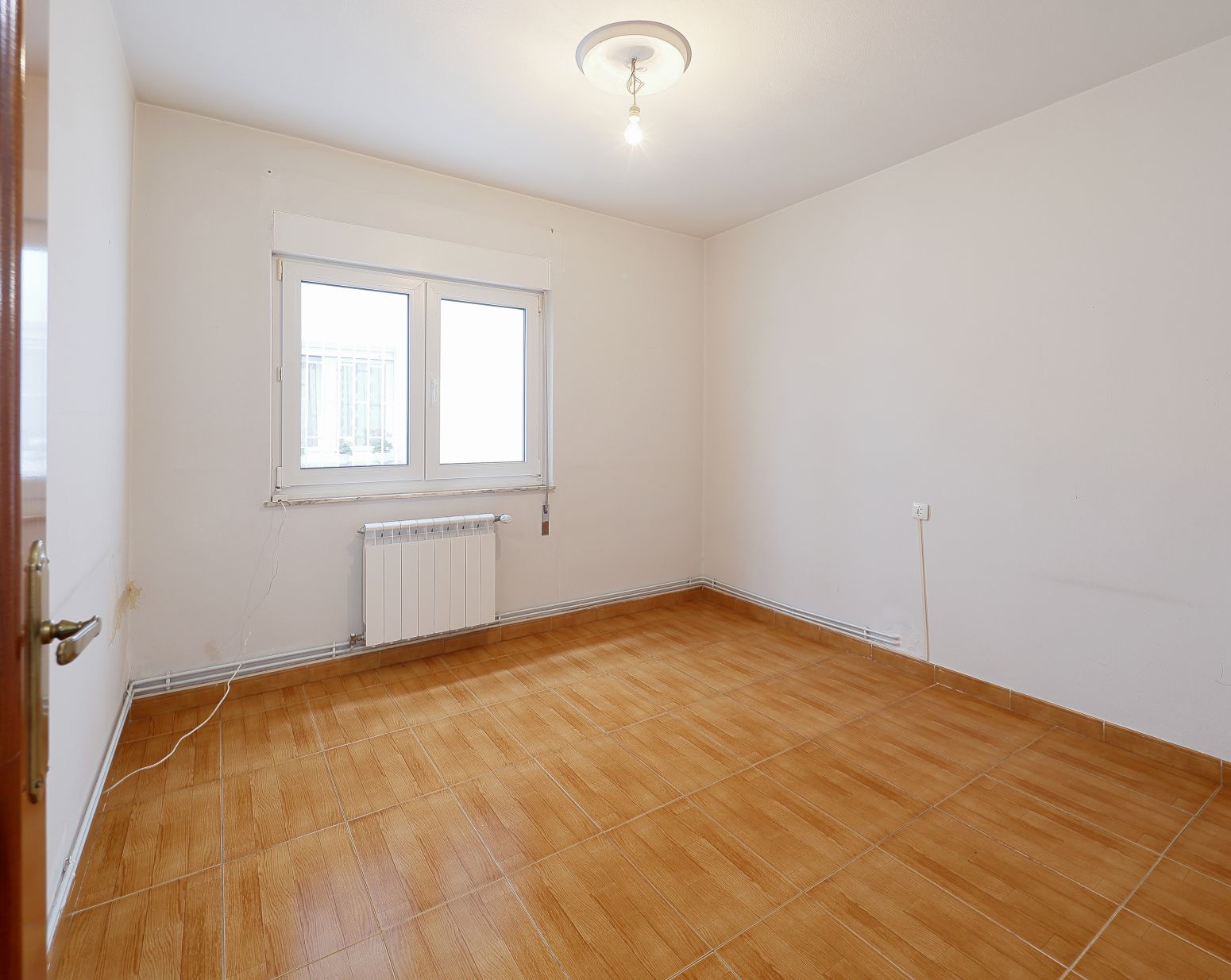 Bedroom of Flat for sale in Gijón   with Heating