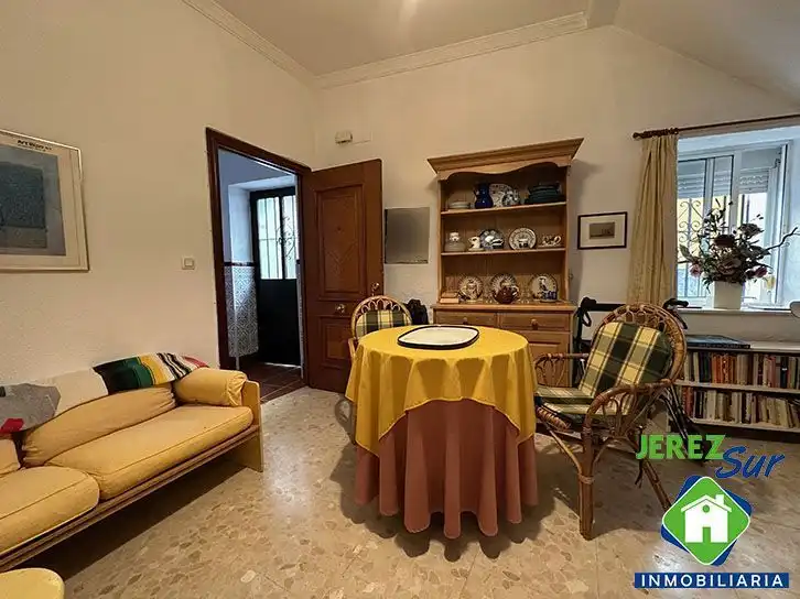 Menjador de Casa adosada en venda en Jerez de la Frontera amb Aire condicionat, Terrassa i Traster