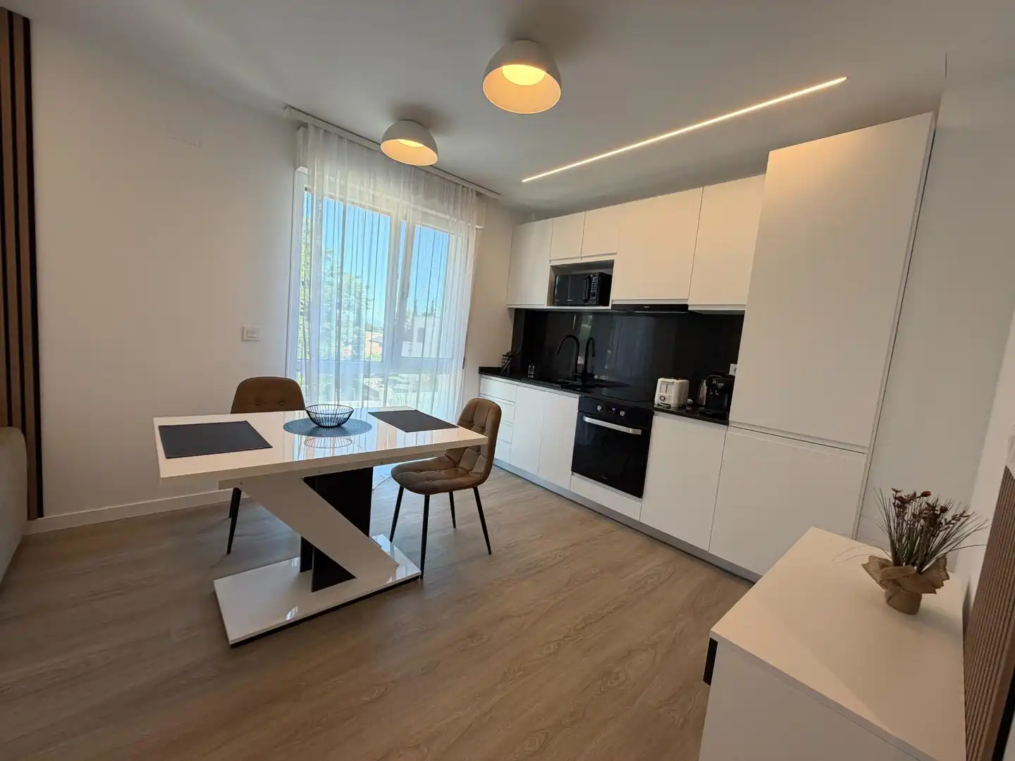 Kitchen of Buildings for sale in Alicante / Alacant