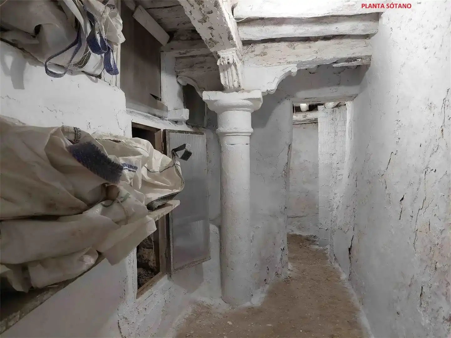 Casa o xalet en venda en Yeste amb Traster i Balcó
