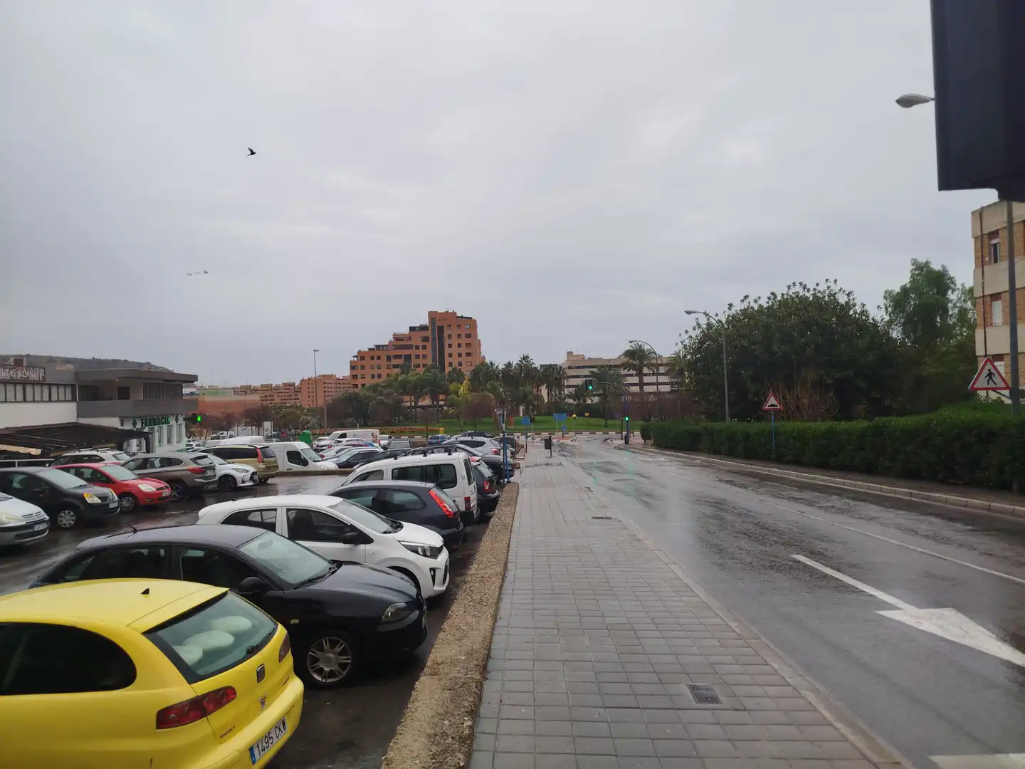 Parking of Flat for sale in Alicante / Alacant  with Furnished, Oven and Washing machine