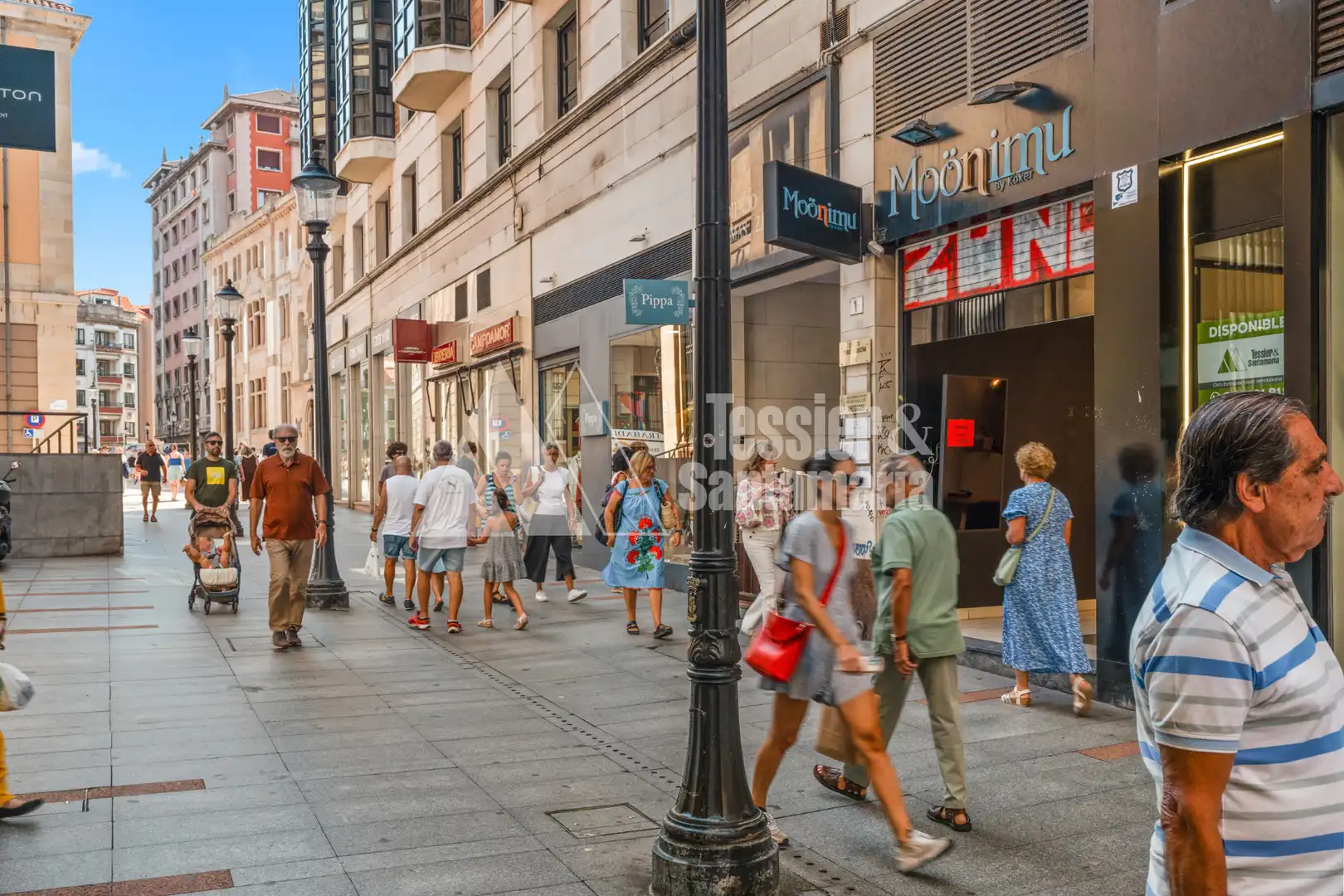 Außenansicht von Geschaftsraum zur Miete in Gijón  mit Klimaanlage