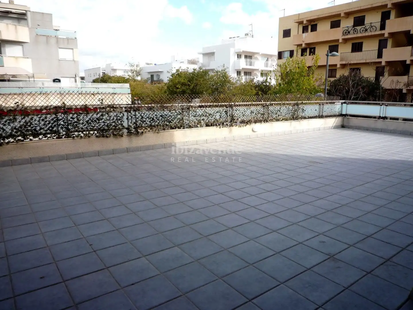 Flat for rent in Pere Matutes Noguera, Ses Figueretes - Platja d'en Bossa - Cas Serres
