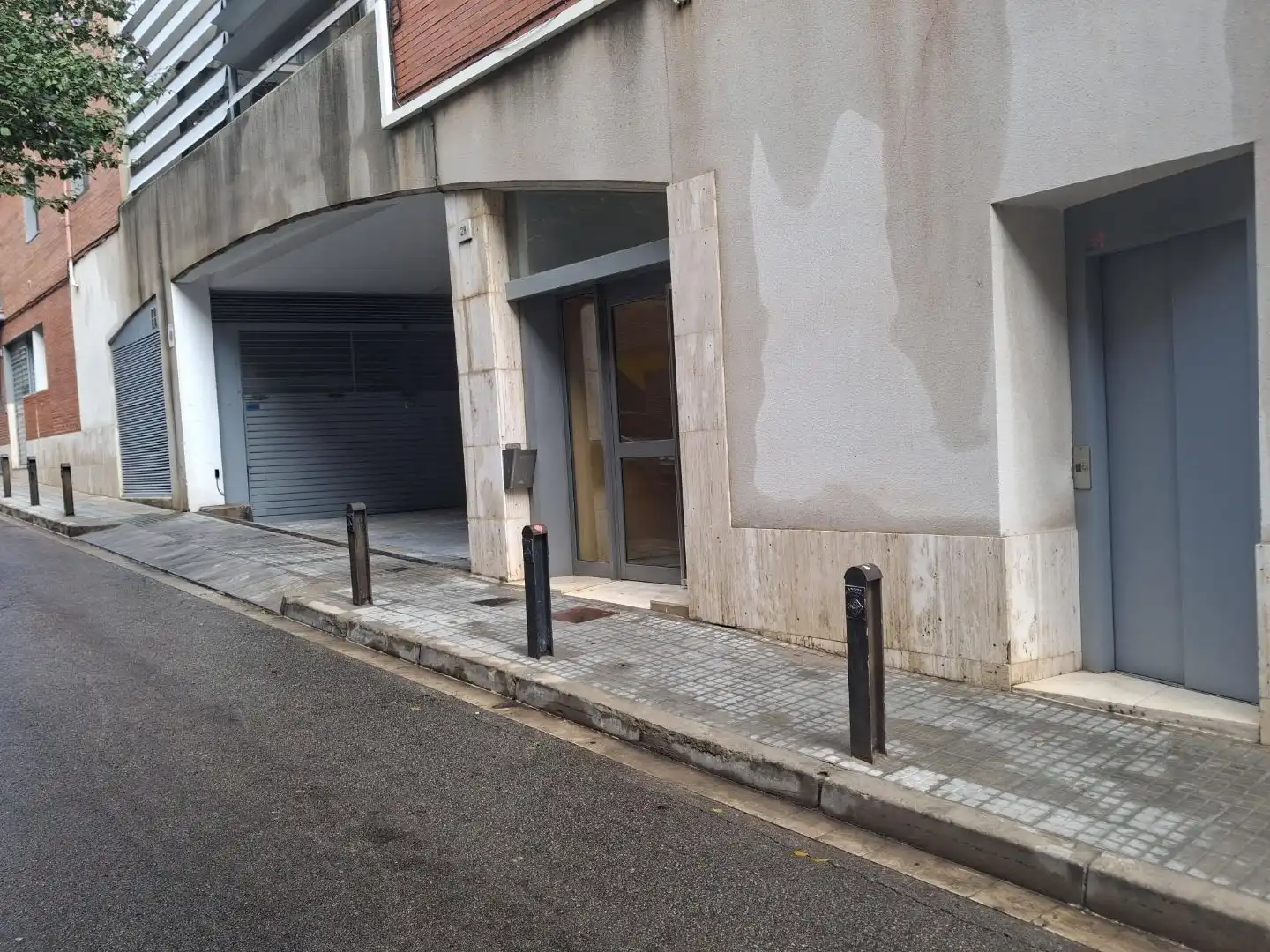 Individual en venta en Carrer de Josep Masgrau i Tió 28, imagen 2