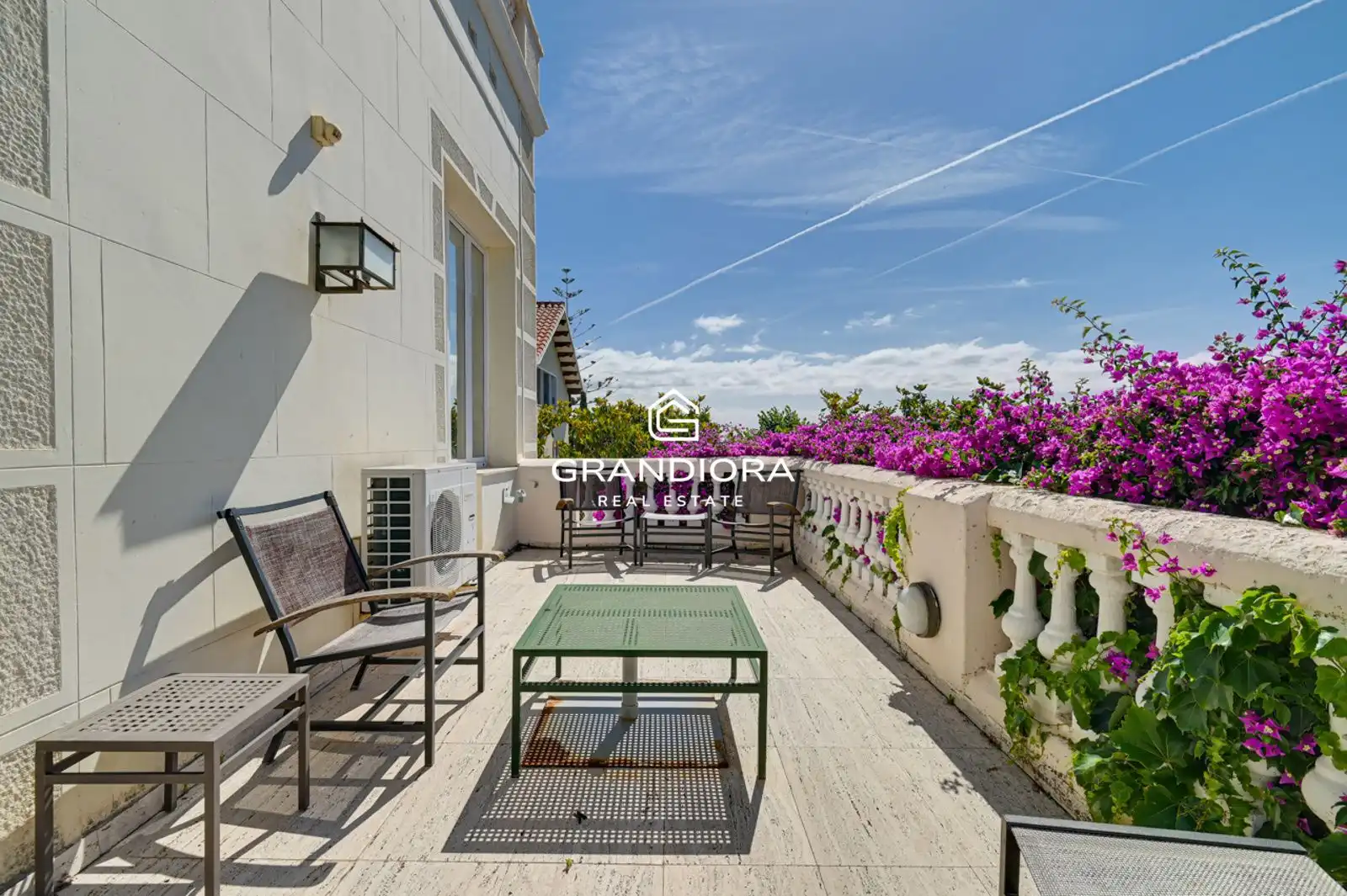 Terrace of Houses for sale in El Masnou  with Air Conditioner, Terrace and Swimming Pool