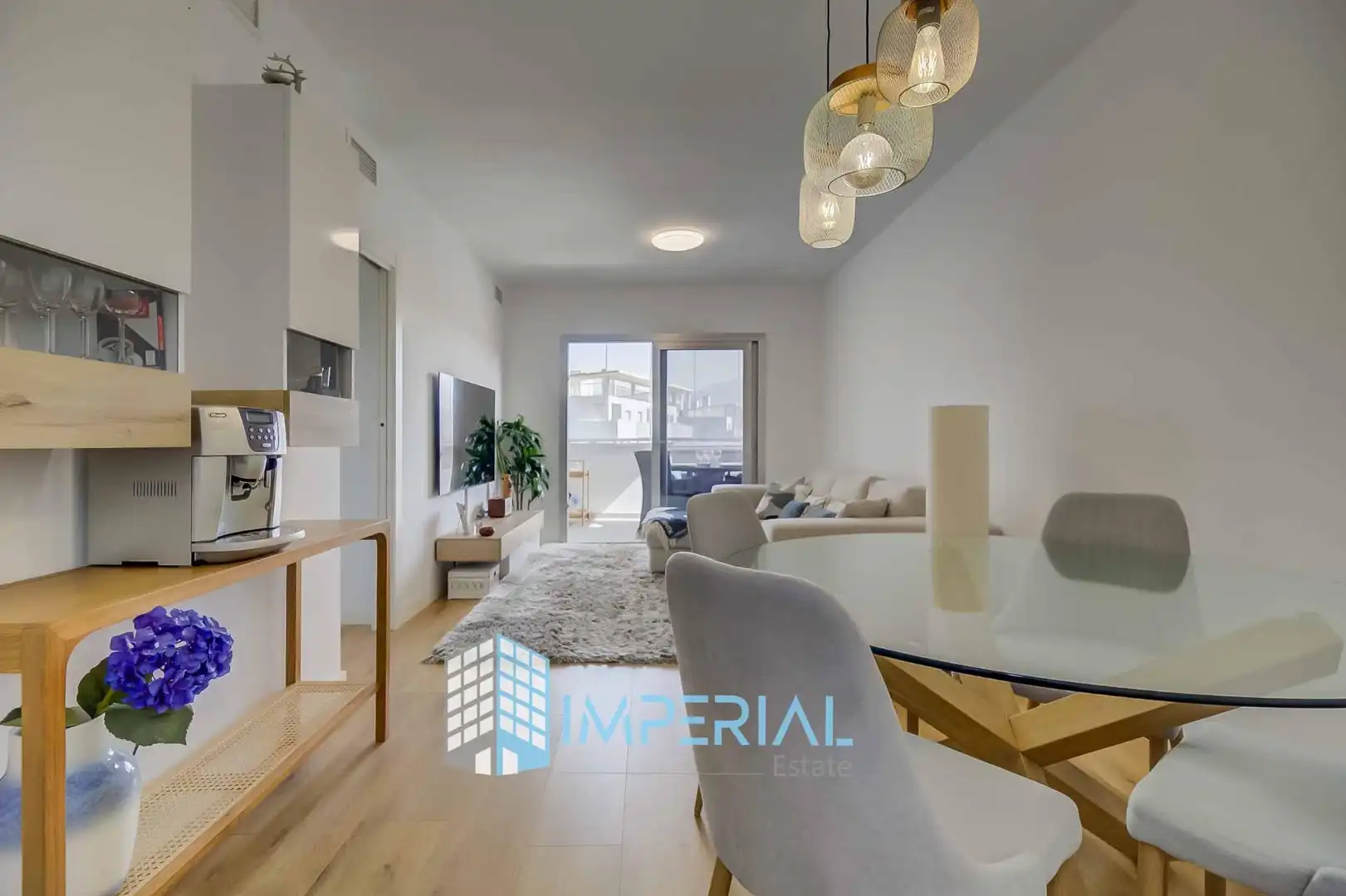 Living room of Flat for sale in Fuengirola  with Air Conditioner, Heating and Terrace