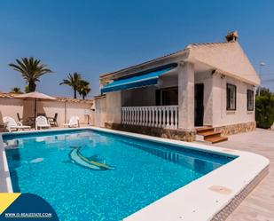 Exterior view of House or chalet for sale in Torrevieja  with Air Conditioner, Heating and Terrace