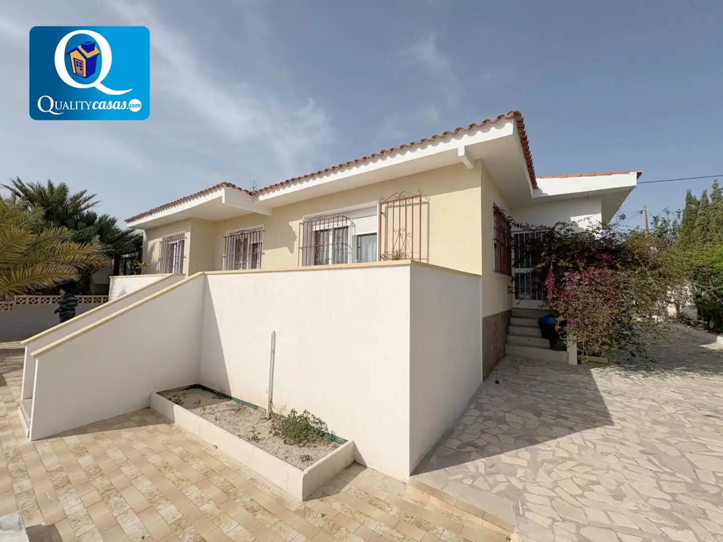 Vista exterior de Casa o chalet en venta en El Campello con Terraza y Trastero
