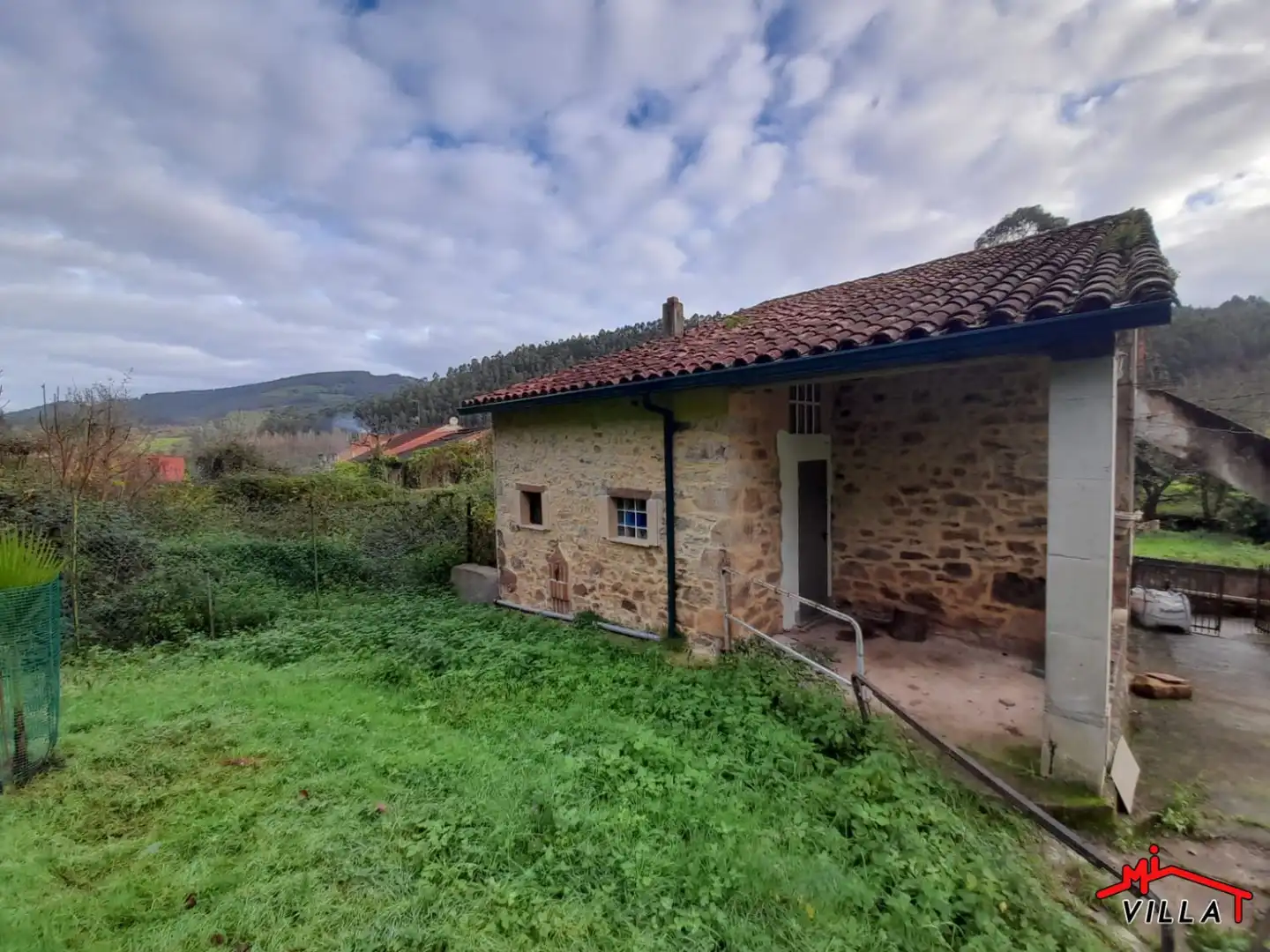 Vista exterior de Casa o chalet en venta en Ampuero con Balcón