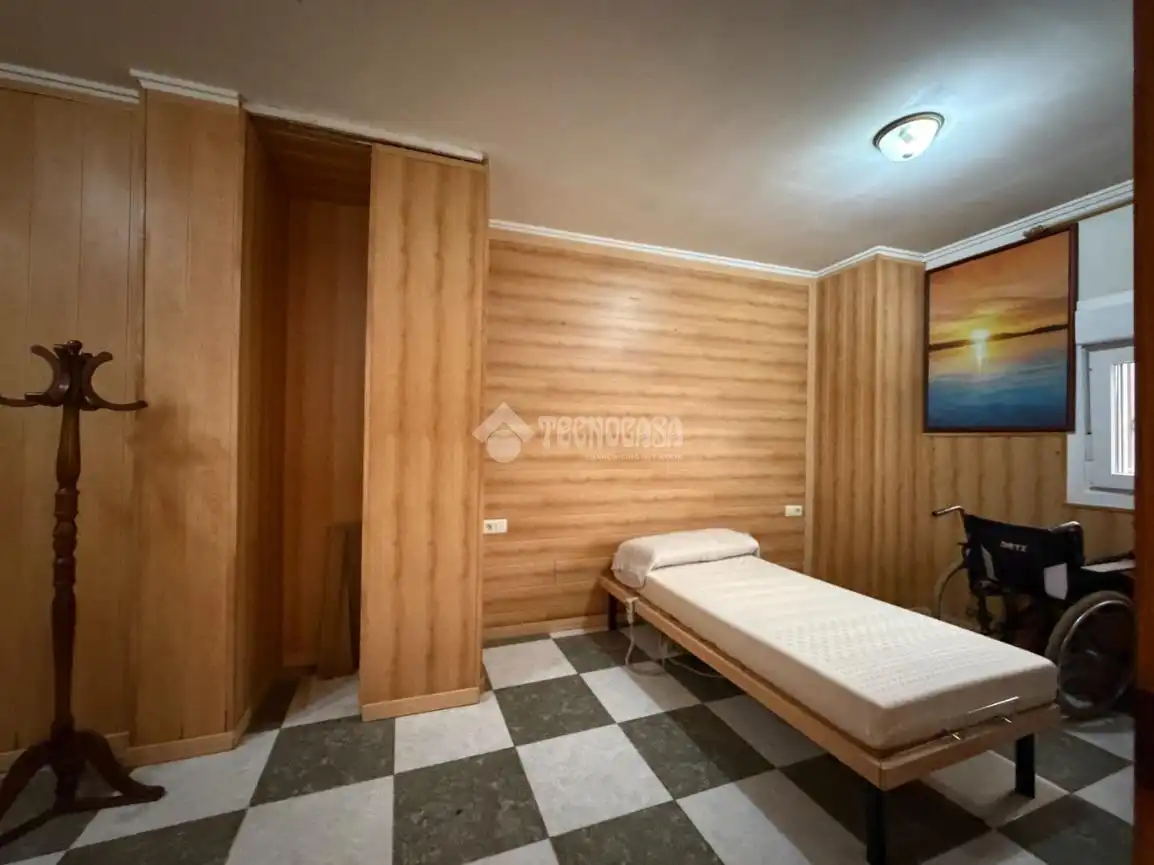 Habitación de Casa adosada en venta en Xirivella con Aire acondicionado