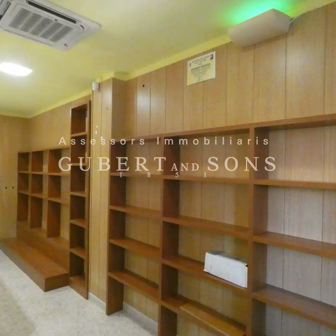 Local en venta en Palamós