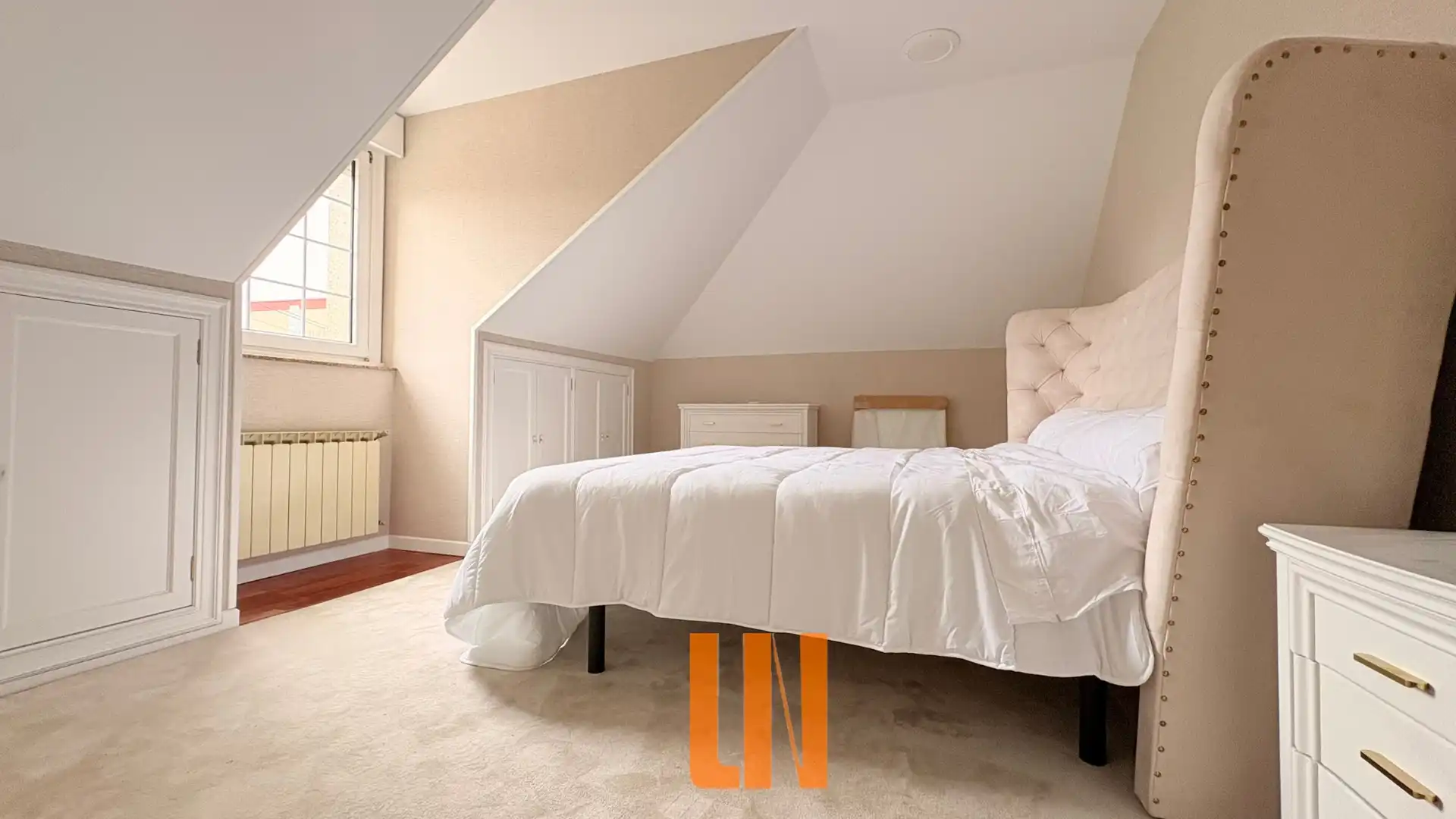 Habitación de Casa o chalet en venta en A Coruña Capital  con Calefacción, Jardín privado y Parquet