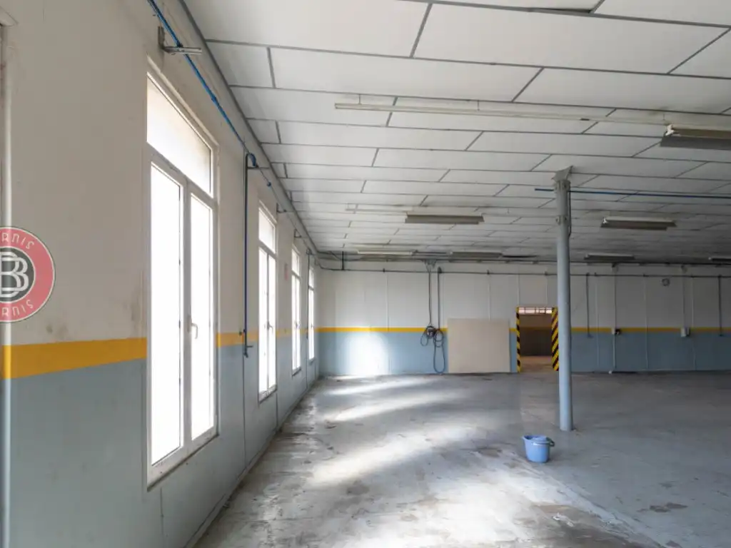 Nave industrial en venta en Igualada