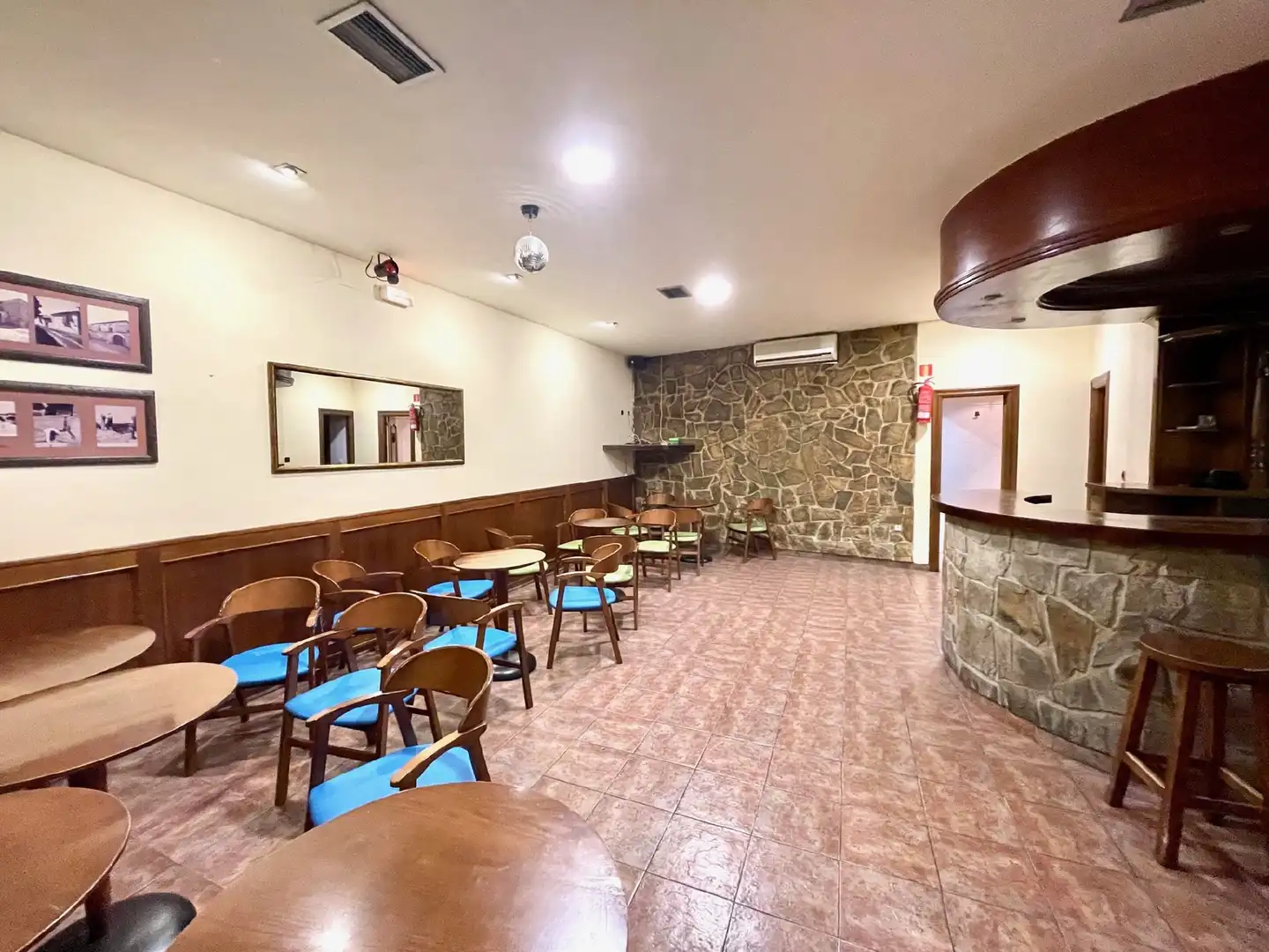 Local en venda a Castellanos de Castro