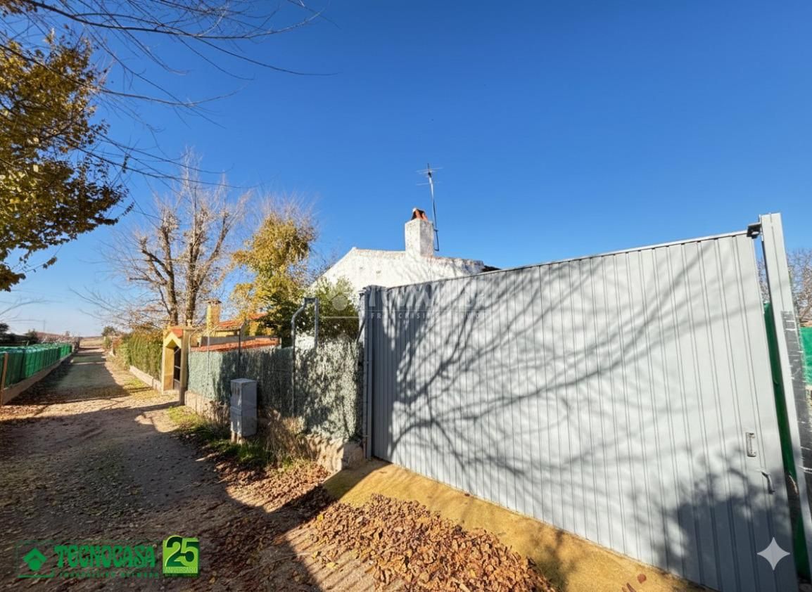 Außenansicht von Country house zum verkauf in La Solana   mit Klimaanlage und Heizung