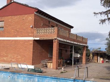 Casa amb jardí en venda a Camino Samanes 89
