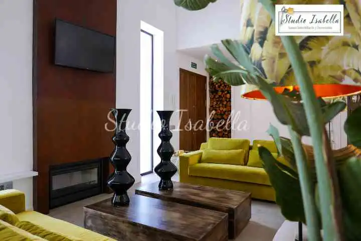 Sala d'estar de Casa o xalet en venda en Cobisa amb Aire condicionat, Calefacció i Jardí privat