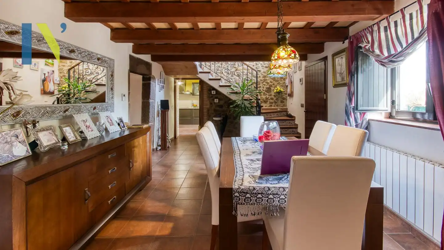 Comedor de Finca rústica en venta en Sant Gregori