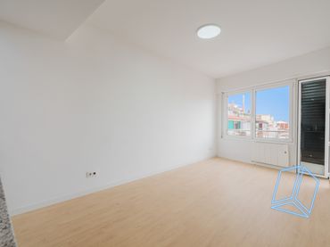 Appartamento con balcone in vendita a Passeig de Sant Joan
