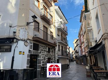 Pis amb balcó en venda a Calle Ardigales 34