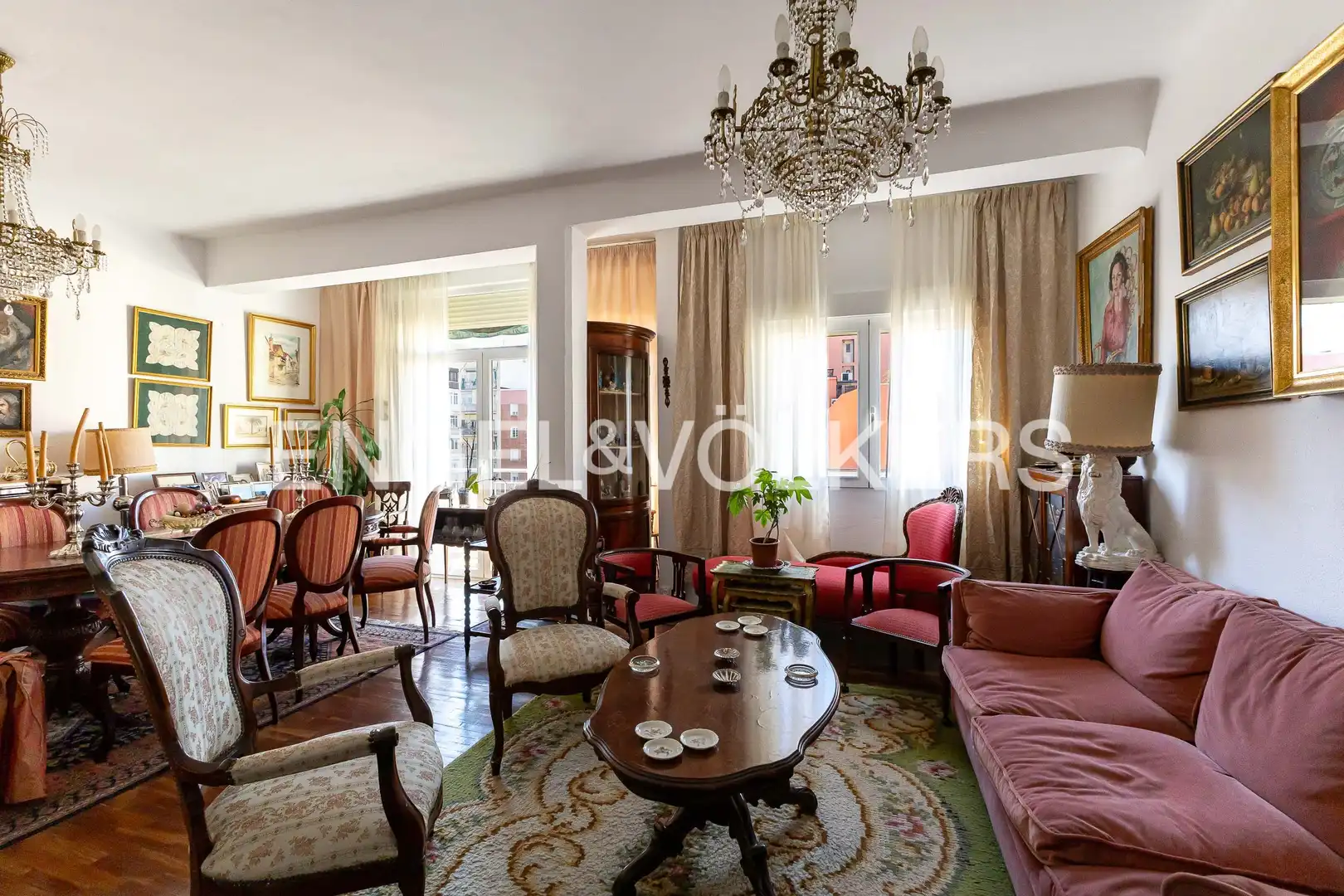 Living room of Flat for sale in  Madrid Capital  with Heating, Parquet flooring and Storage room