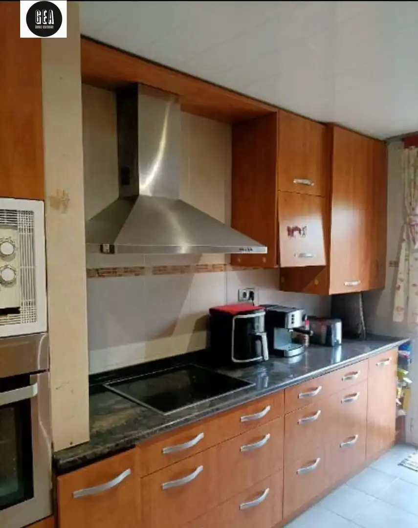 Cocina de Casa o chalet en venta en Vilanova de Segrià con Aire acondicionado, Calefacción y Jardín privado