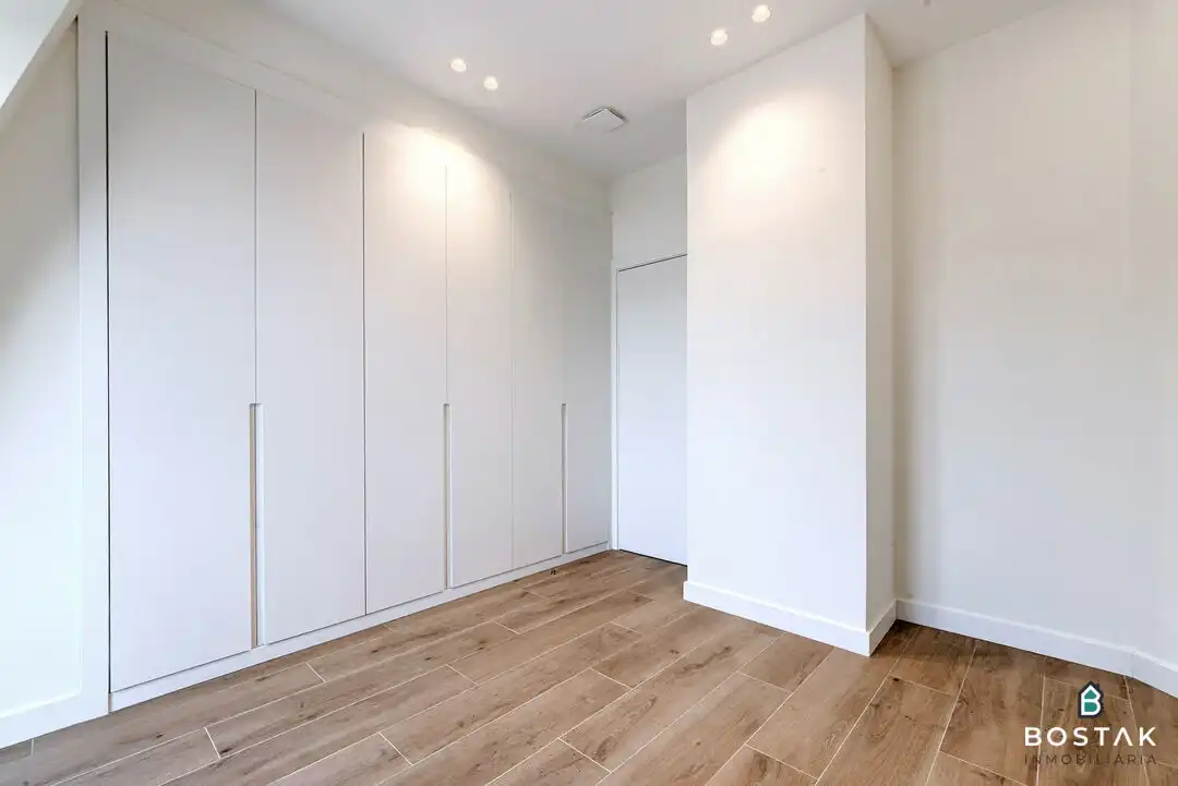 Habitación de Piso de alquiler en Bilbao  con Calefacción y Terraza