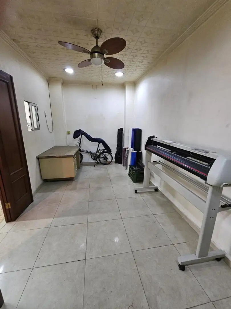 Commercial properties for sale in Valencia