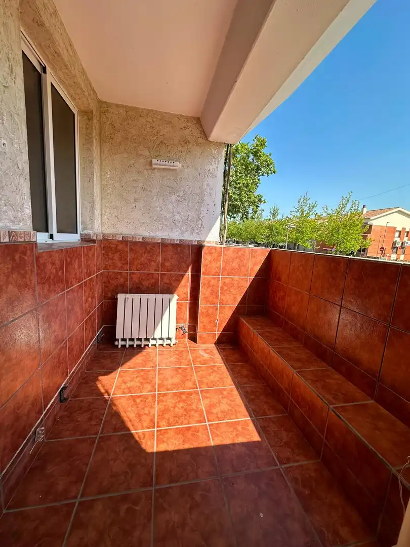 Terraza de Piso en venta en Badia del Vallès con Calefacción y Balcón