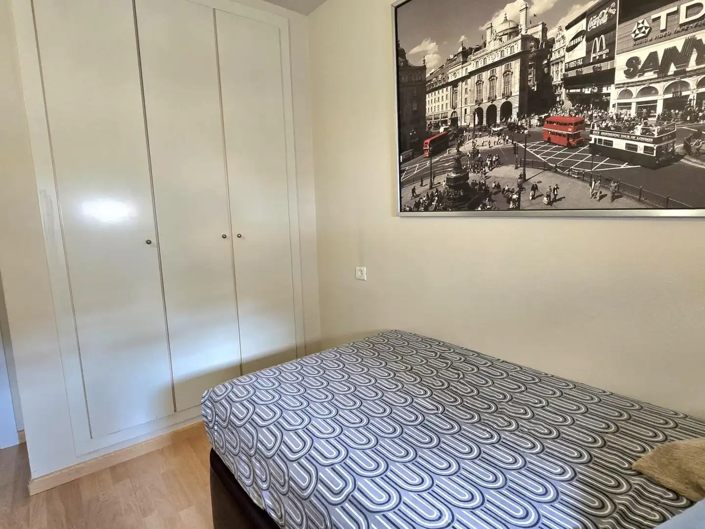 Schlafzimmer von Wohnung zum Verkauf in Montgat mit Klimaanlage, Heizung und Parkett