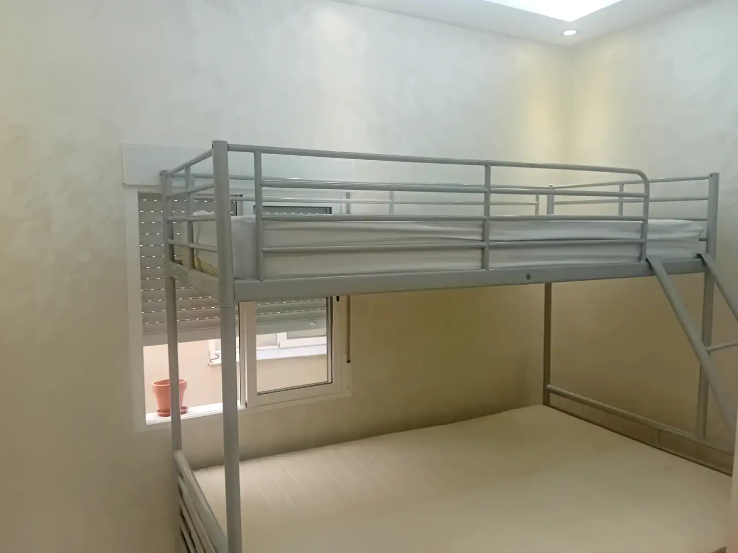 Habitación de Casa adosada de alquiler en Cartagena con Amueblado y Se aceptan mascotas