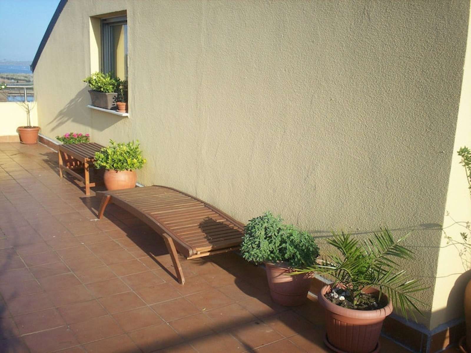 Terrace of Apartment for share in El Astillero    with Air Conditioner, Heating and Terrace