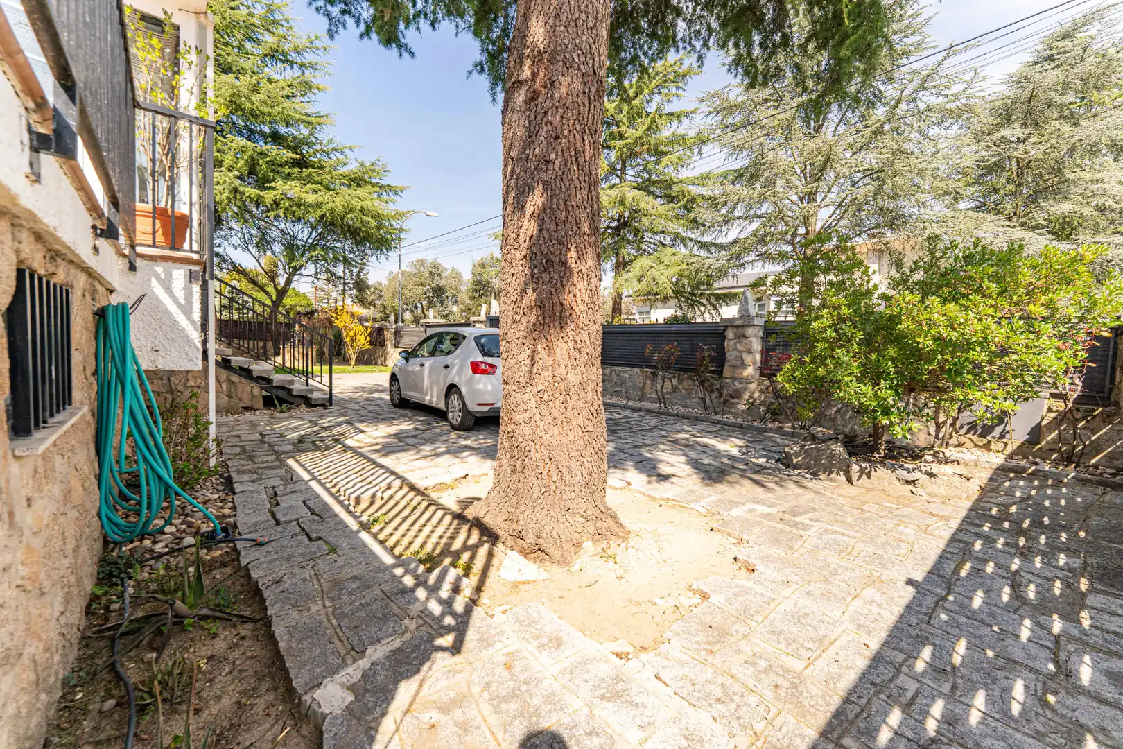 Parking of Houses for sale in Alpedrete  with Furnished