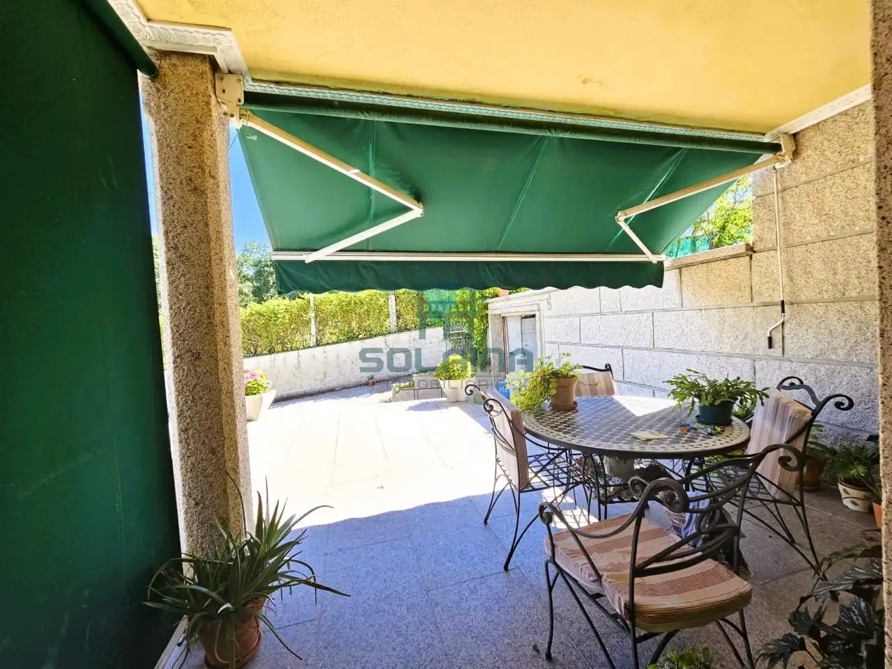 Terrassa de Casa o xalet en venda en Ourense Capital  amb Calefacció i Jardí privat
