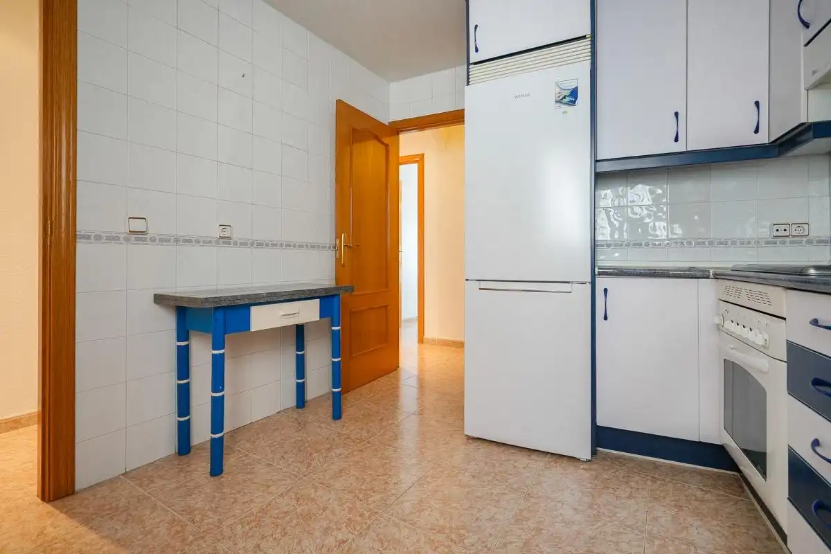 Kitchen of Flat for sale in Illescas  with Air Conditioner, Heating and Furnished
