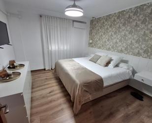 Bedroom of Flat for sale in Villena  with Terrace, Storage room and Balcony