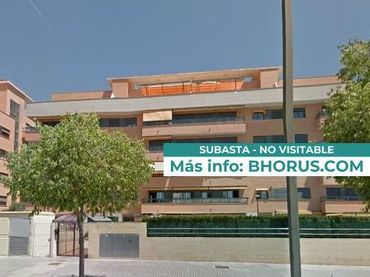 Flat with pool for sale in PINTOR GENARO PALAU 18