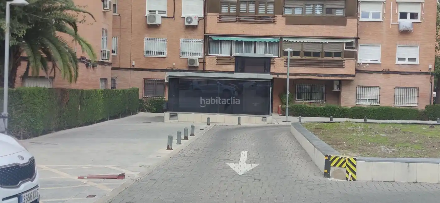 Individuel à vendre à Avenida de los Príncipes de España 41, imagen 2