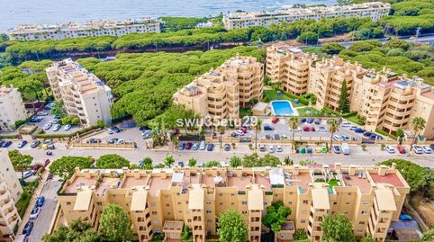 Apartamento en Planta Media de 2 dormitorios en Calahonda