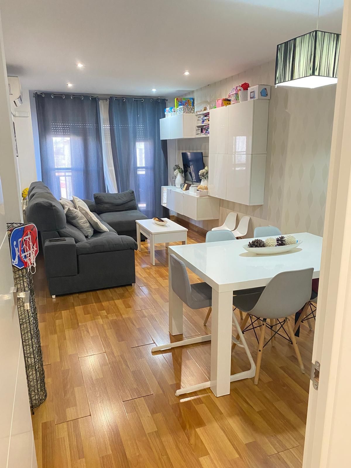 Living room of Apartment for sale in Malpartida de Cáceres