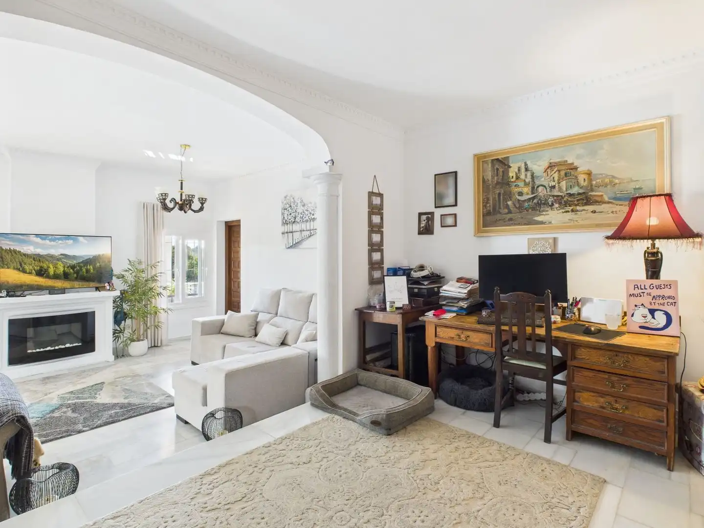 Sala de estar de Casa o chalet en venta en Estepona con Aire acondicionado, Terraza y TV