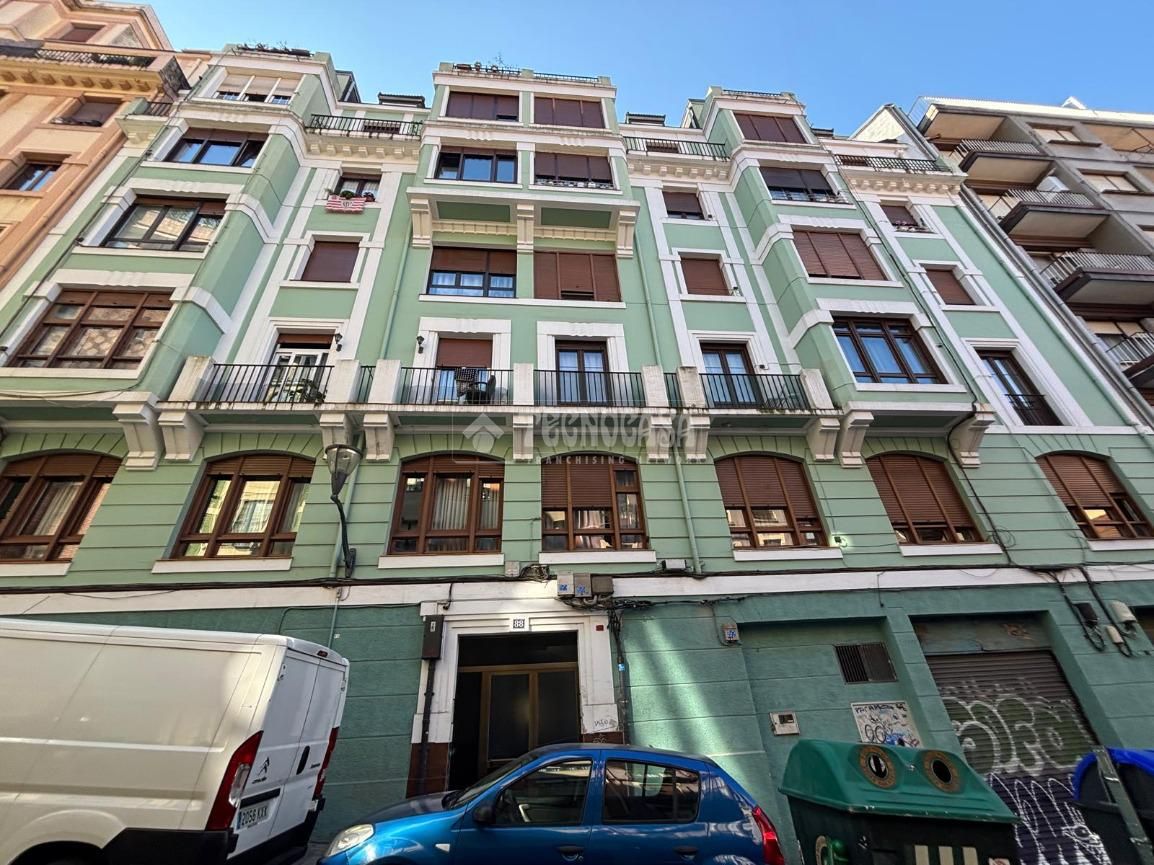 Flat for sale in Solokoetxe