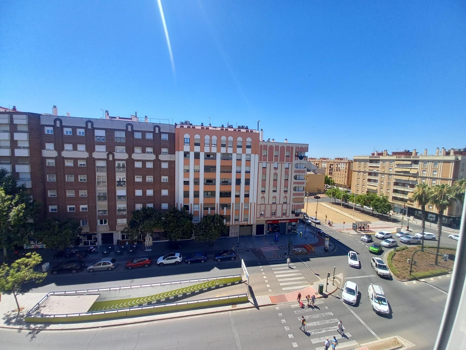 Flat for rent in Ciudad Jardín - Zoco