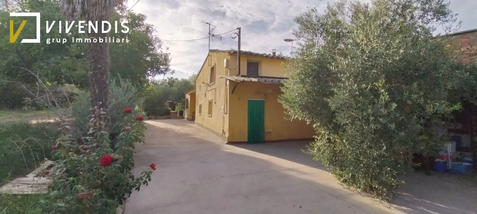 Vista exterior de Casa o xalet en venda en Lleida amb Calefacció, Jardí privat i Terrassa