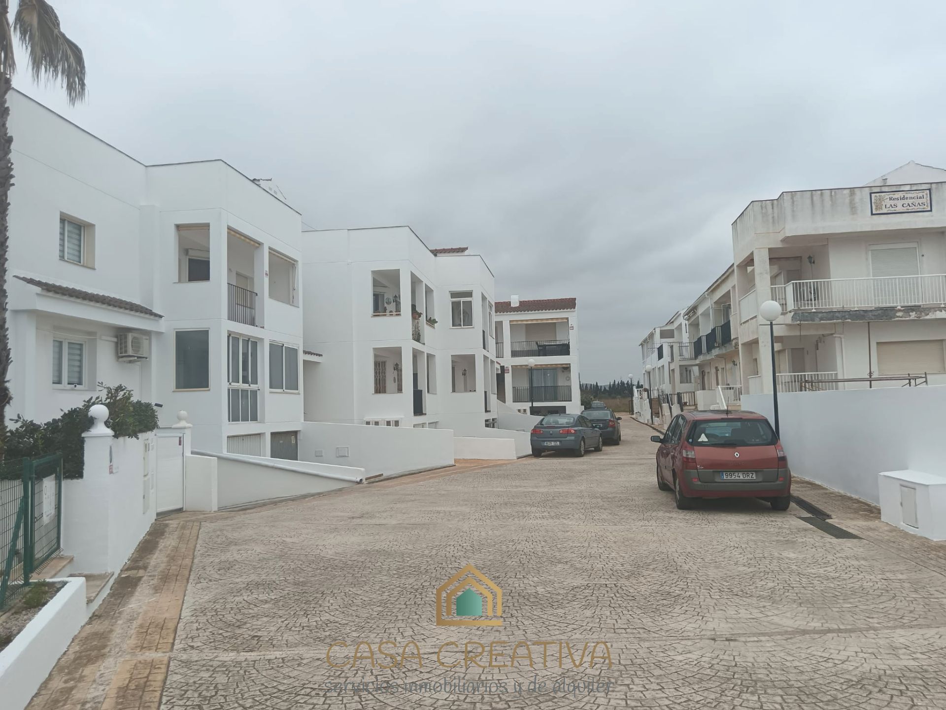 Vista exterior de Casa adosada en venda en Vinaròs amb Aire condicionat, Calefacció i Jardí privat