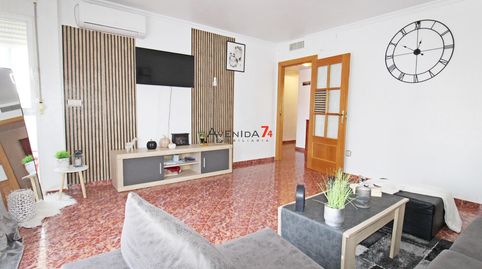 PISO DE 4 HABITACIONES EN AVENIDA EUROPA  REF 460