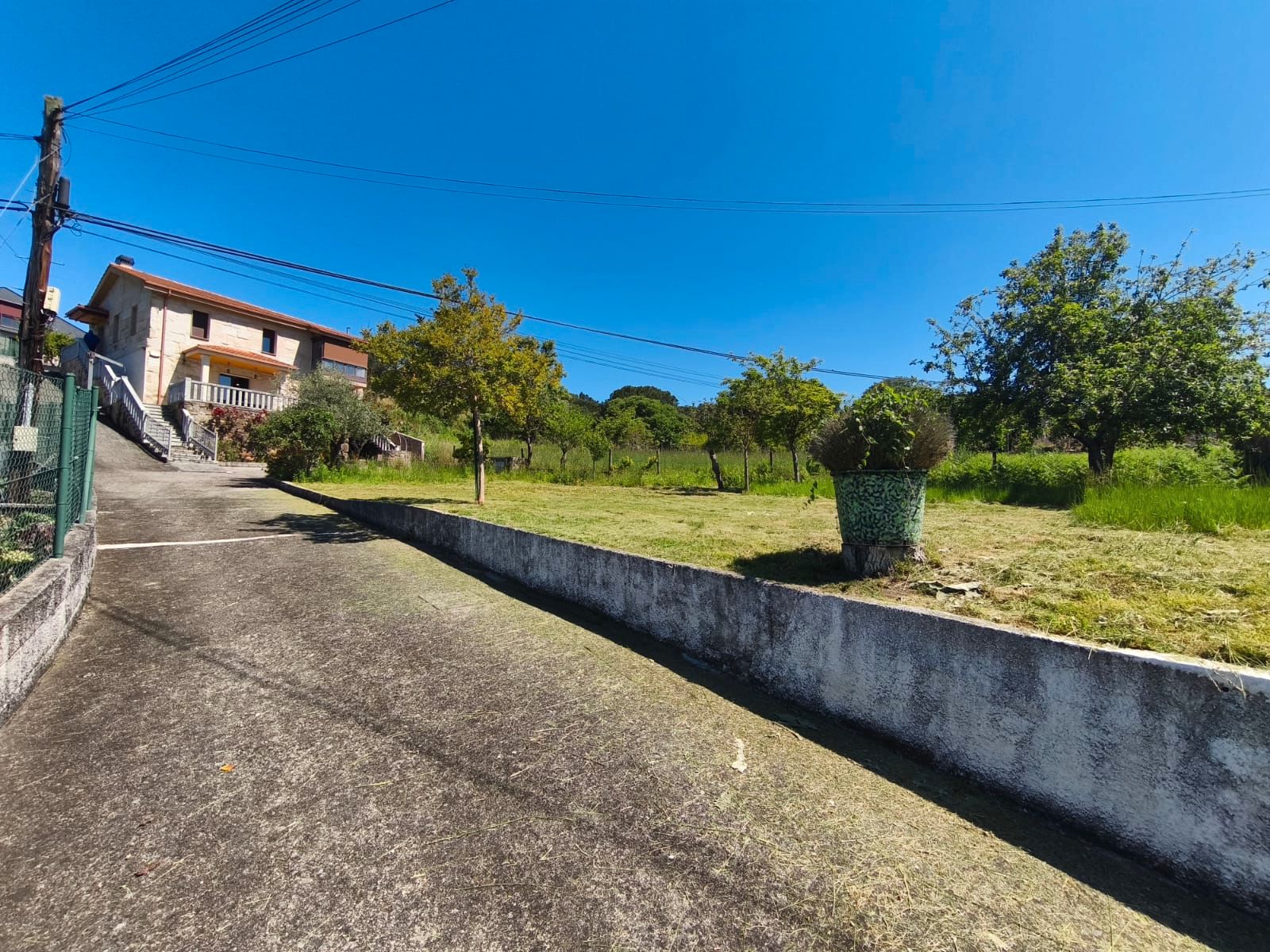 Casa o xalet en venda en Ourense Capital  amb Calefacció, Jardí privat i Parquet