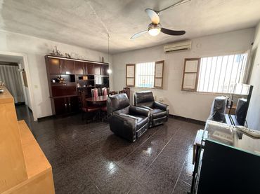 Casa con balcone in vendita a Carrer Riu Guadalquivir