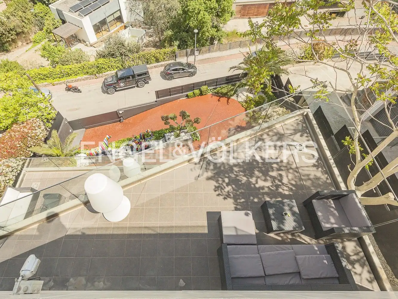 Terrassa de Casa o xalet en venda en Sant Cugat del Vallès amb Calefacció, Jardí privat i Parquet